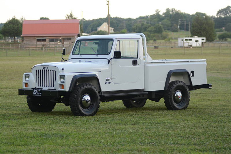 Illustration for article titled Could This 1985 Jeep CJ10’s Rarity Overcome its $32,500 Price?